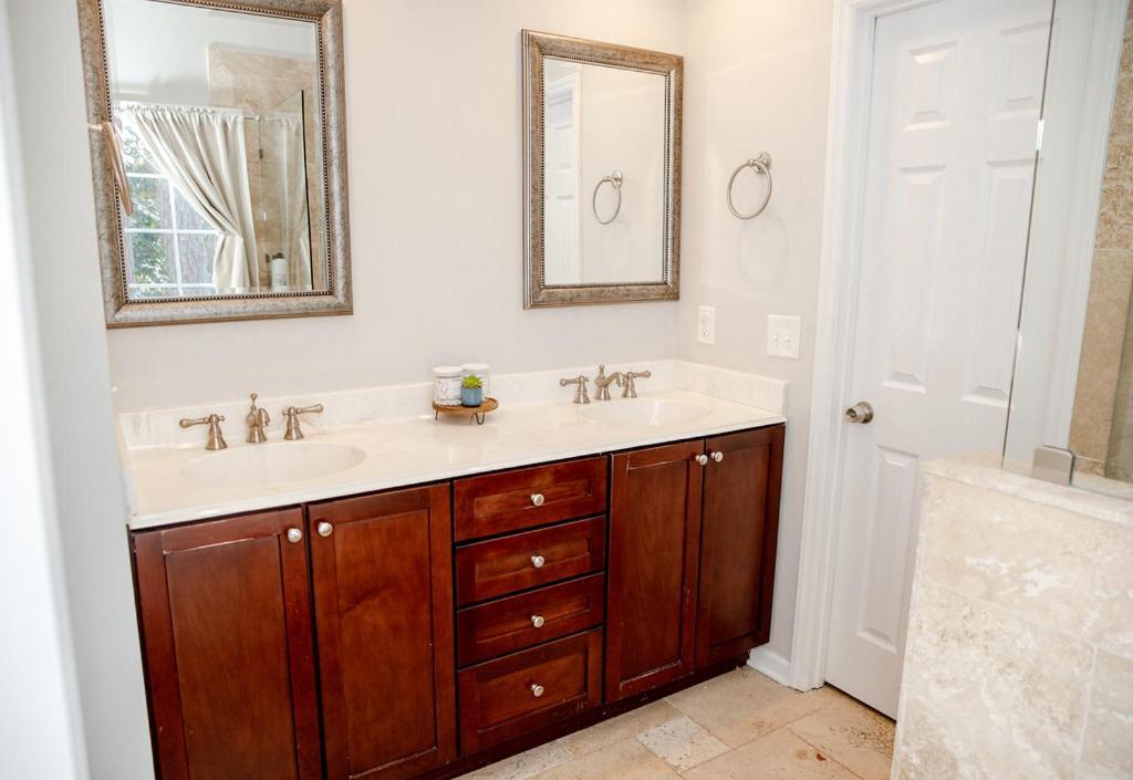 Kids Friendly Ranch,Jaccuzzi Tub,Walk To Food Lion,Keurig Machine,Crib,5G Internet Villa Cary Exterior photo